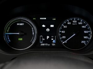 Mitsubishi Outlander 2015 8/14