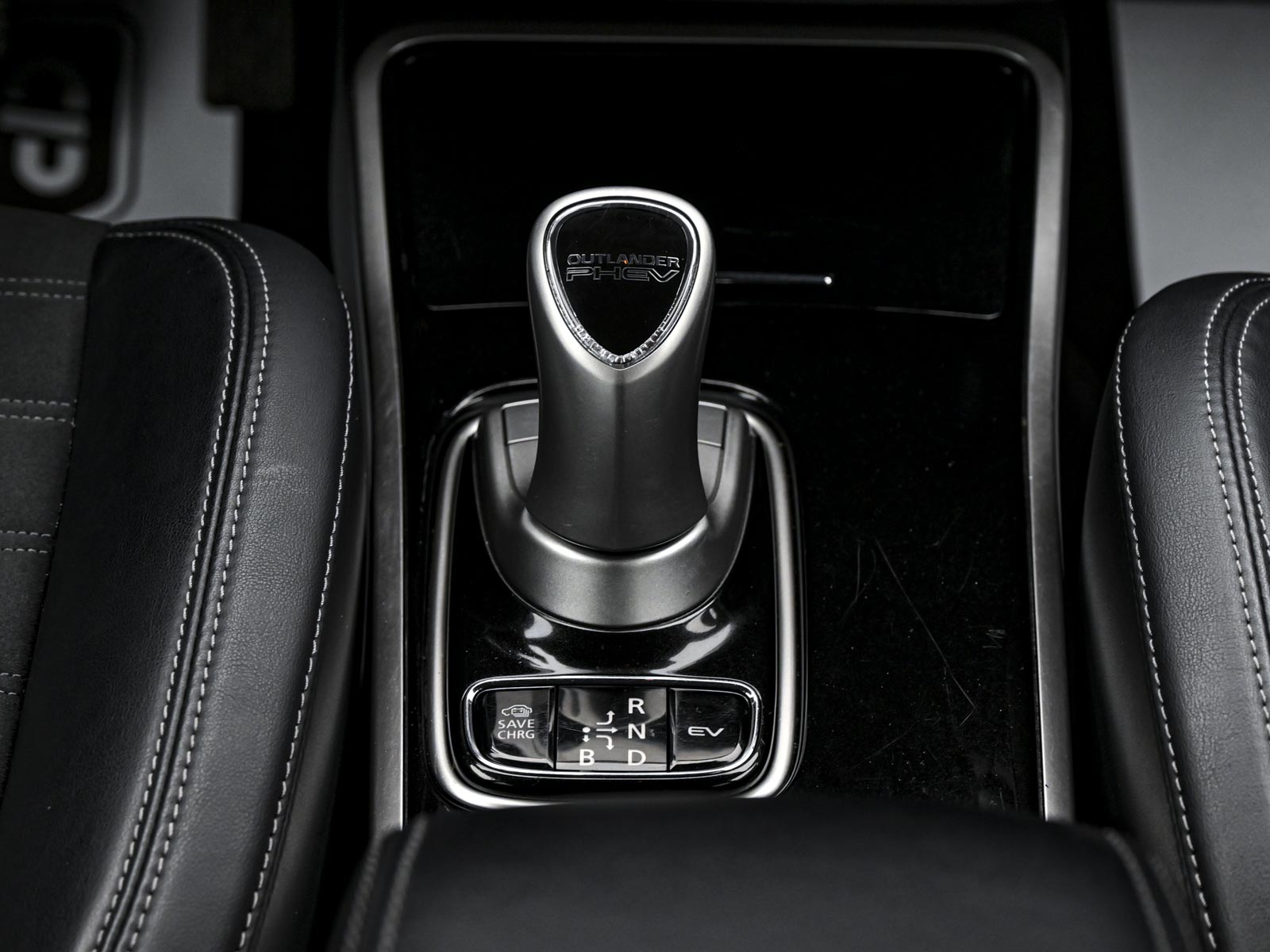 Mitsubishi Outlander 2020 11/13