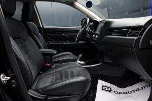 Mitsubishi Outlander 2020 6/13