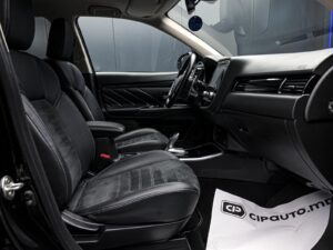 Mitsubishi Outlander 2020 6/13