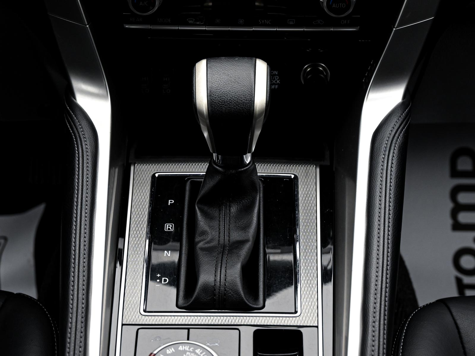 Mitsubishi Pajero Sport 2022 11/13