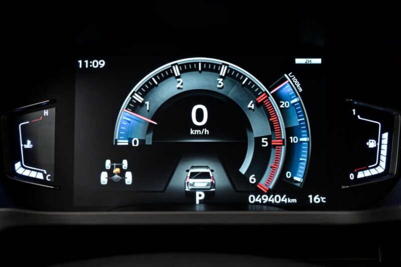 Mitsubishi Pajero Sport 2022 8/13