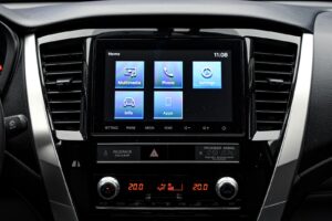 Mitsubishi Pajero Sport 2022 10/13