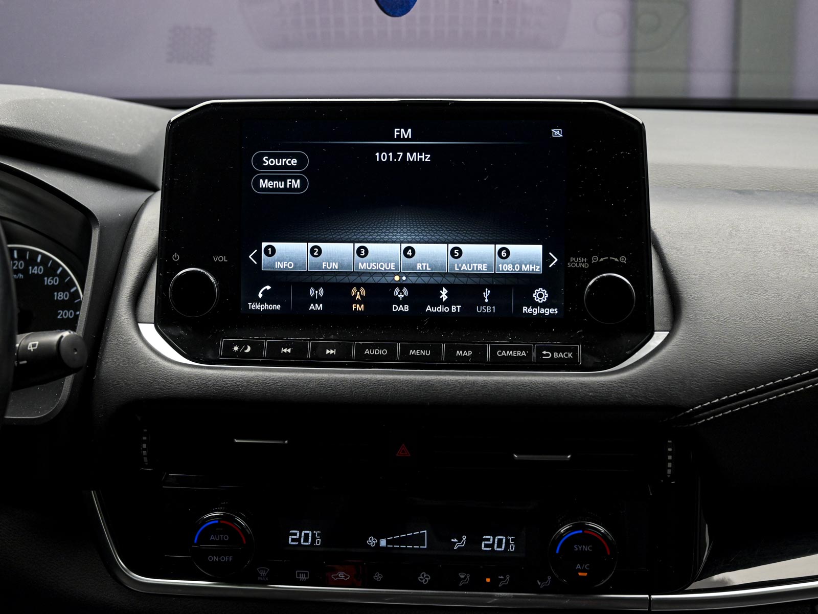 Nissan Qashqai 2022 10/13