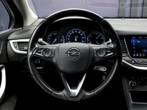 Opel Astra 2021 9/12