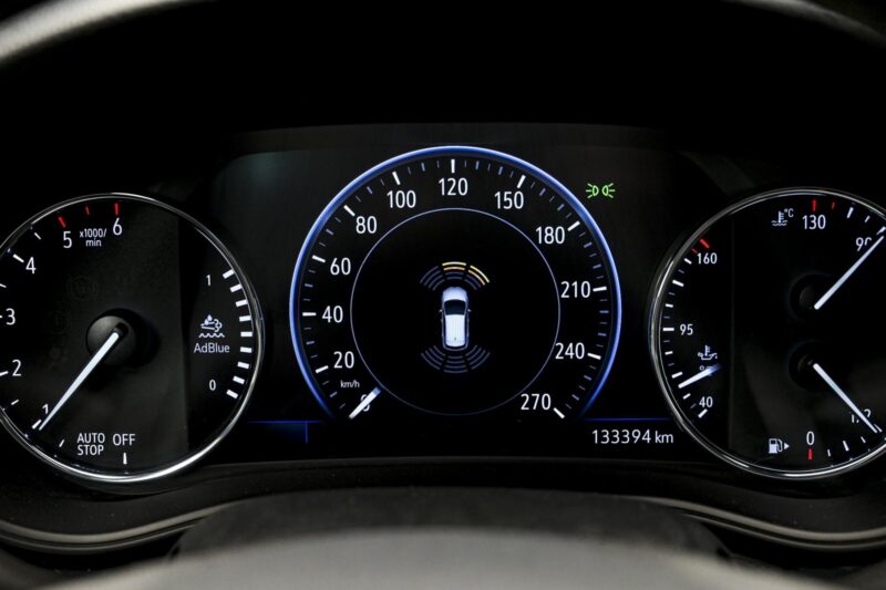 Opel Astra 2021 8/12