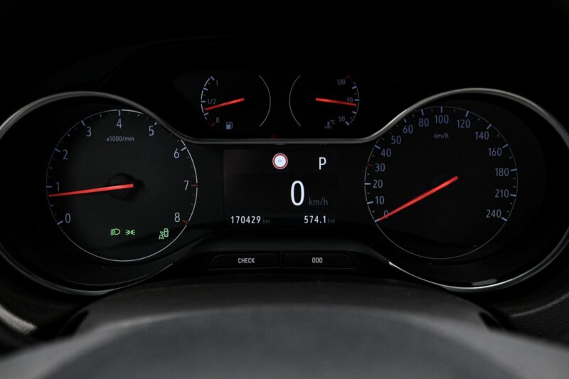 Opel Grandland X 2021 8/14