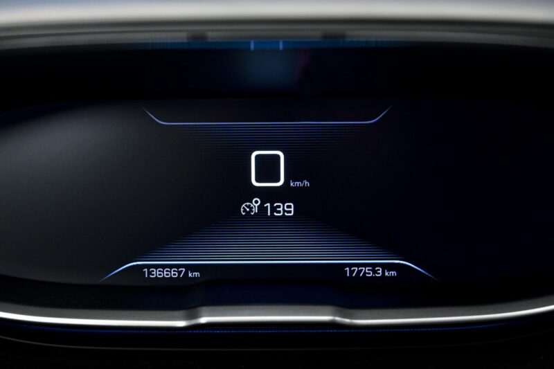 Peugeot 3008 2017 8/12