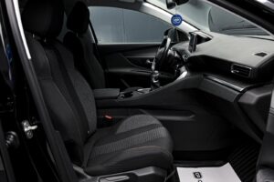 Peugeot 3008 2017 6/12