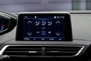 Peugeot 3008 2018 10/13