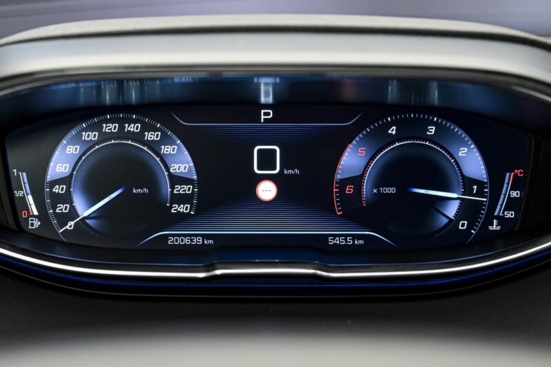 Peugeot 3008 2019 8/13