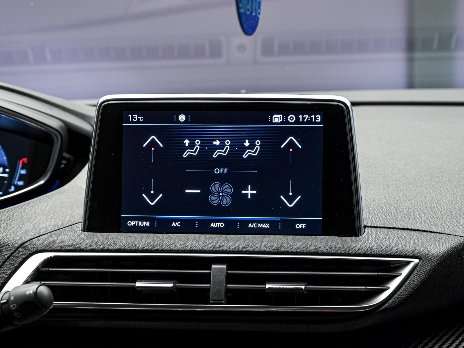 Peugeot 3008 2019 10/13