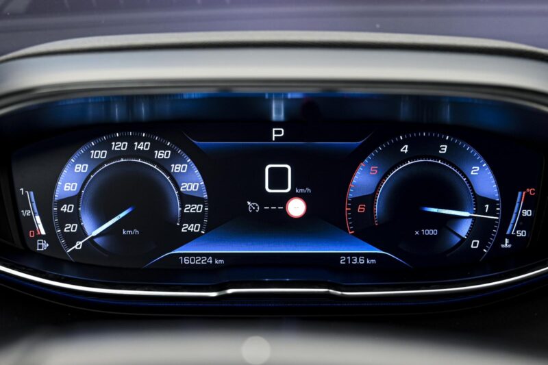 Peugeot 3008 2020 8/14