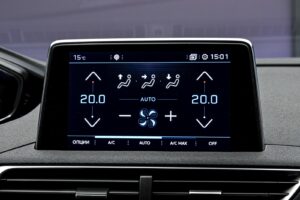 Peugeot 3008 2020 10/14