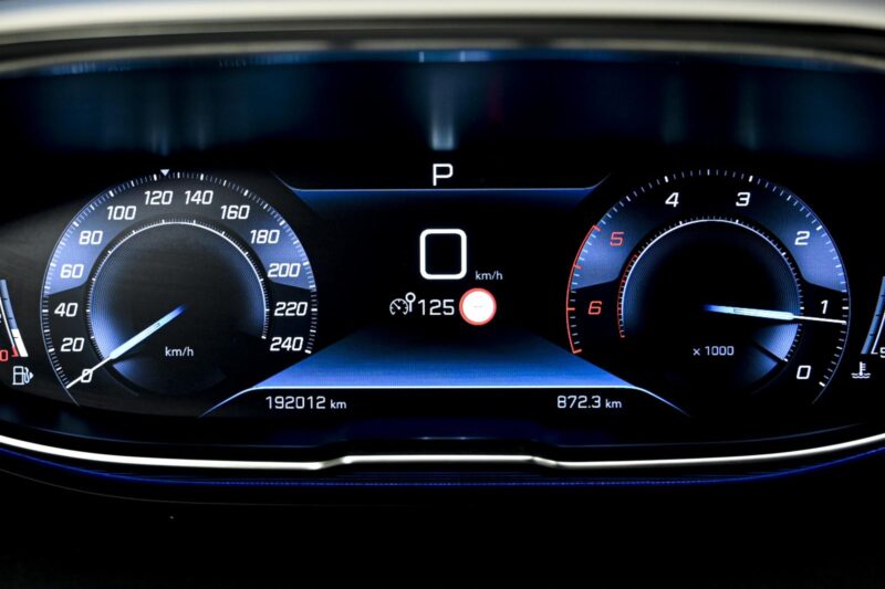 Peugeot 3008 2020 8/14