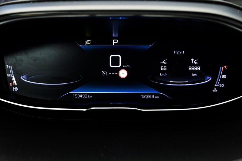 Peugeot 3008 2021 8/14