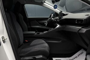 Peugeot 3008 2021 6/14