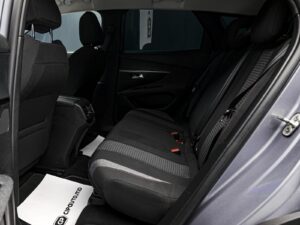 Peugeot 3008 2021 7/13