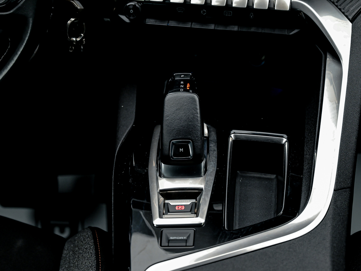 Peugeot 5008 2018 11/13