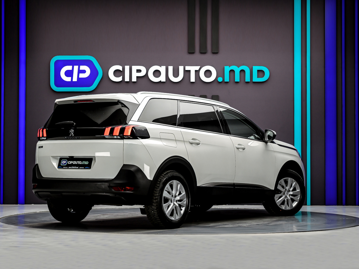 Peugeot 5008 2018 3/13