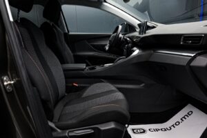 Peugeot 5008 2020 6/13