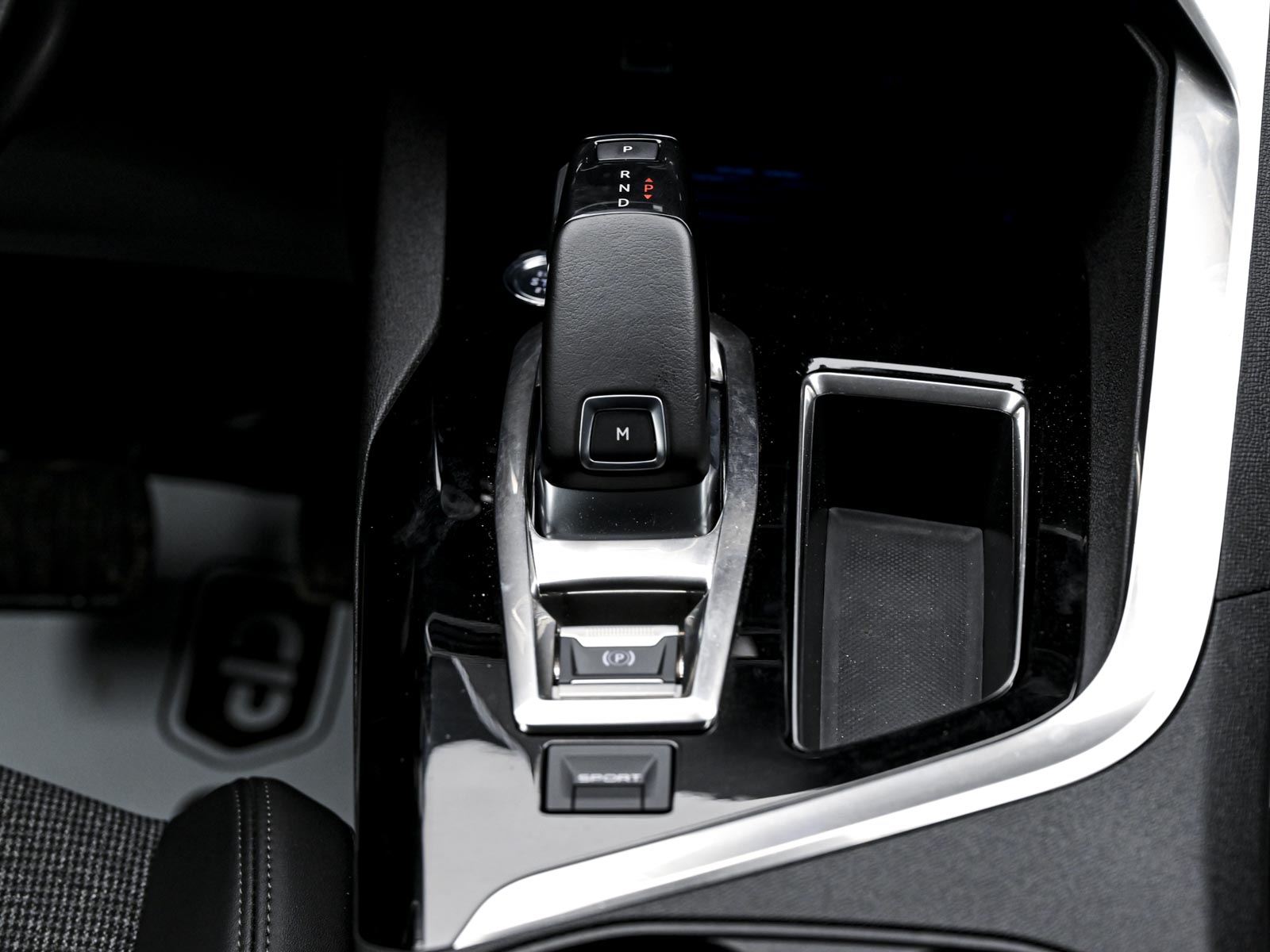 Peugeot 5008 2020 12/15