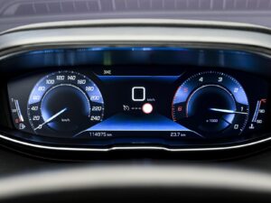 Peugeot 5008 2020 8/12