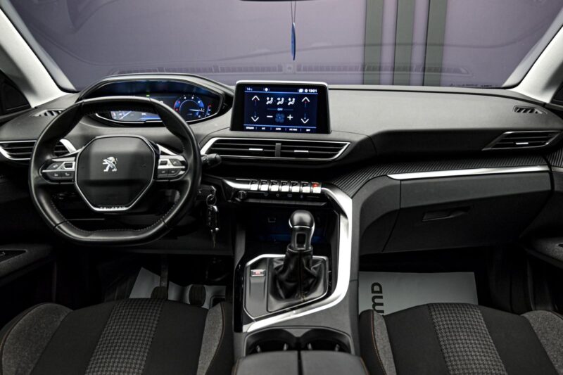 Peugeot 5008 2020 5/12