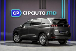 Peugeot 5008 2021 2/13