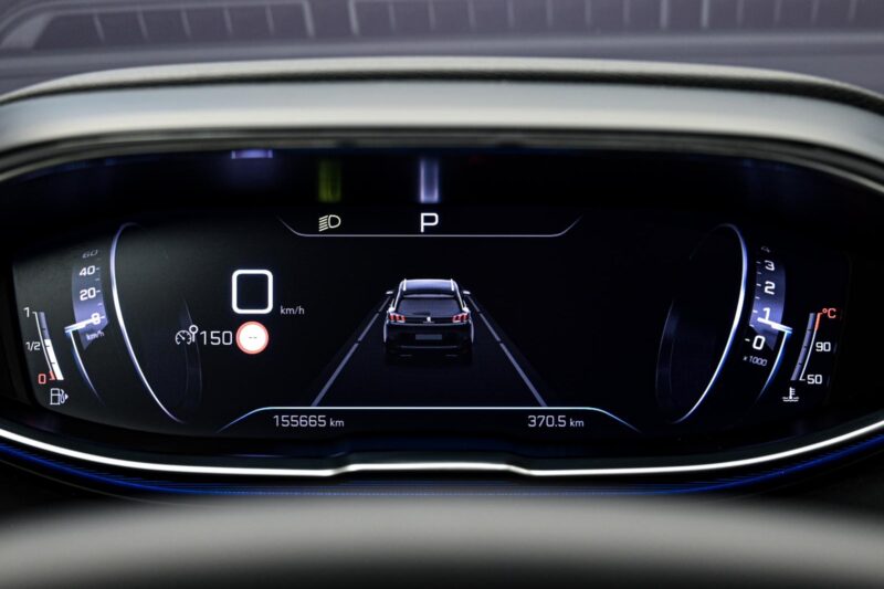 Peugeot 5008 2022 8/14