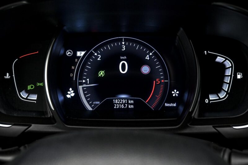 Renault Grand Scenic 2018 8/14