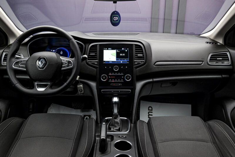 Renault Megane 2019 5/12