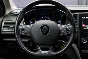 Renault Megane 2019 9/11