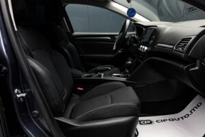 Renault Megane 2020 6/12