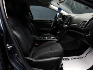 Renault Megane 2020 6/12