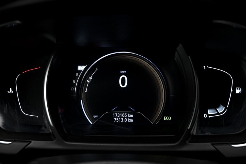 Renault Scenic 2017 8/14