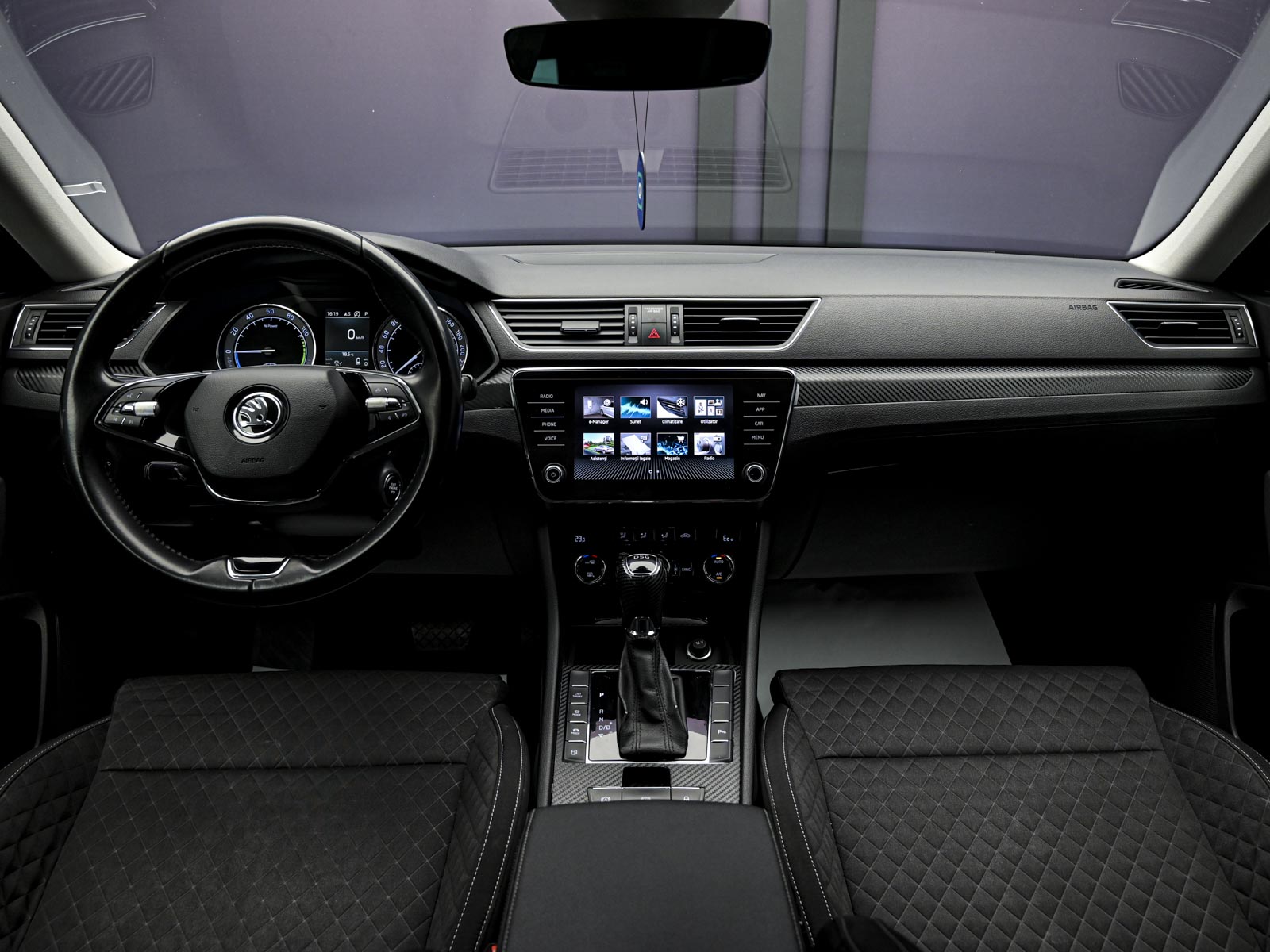 Skoda Superb 2021 5/13