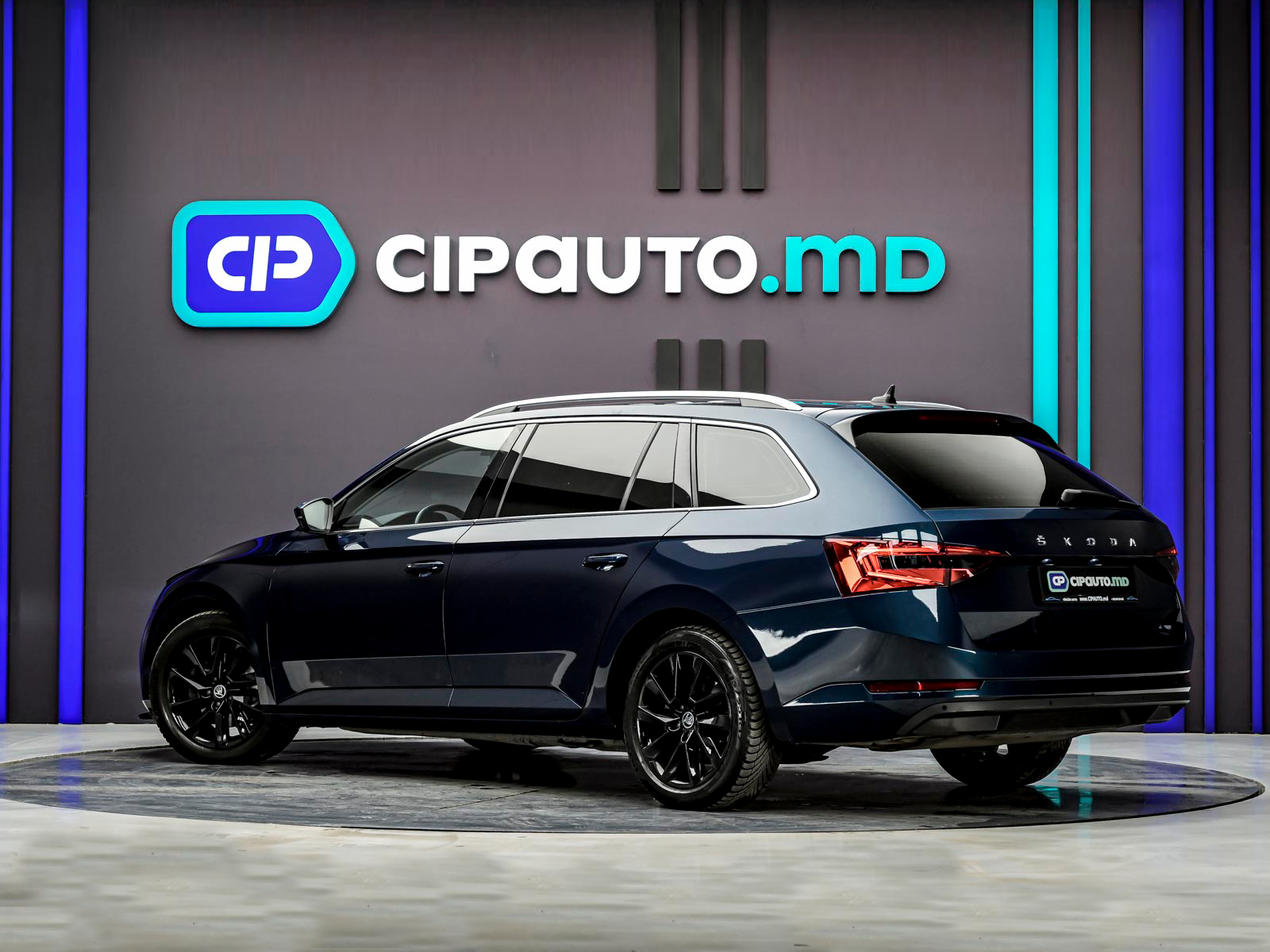 Skoda Superb 2021 2/13