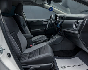 Toyota Auris 2016 6/13