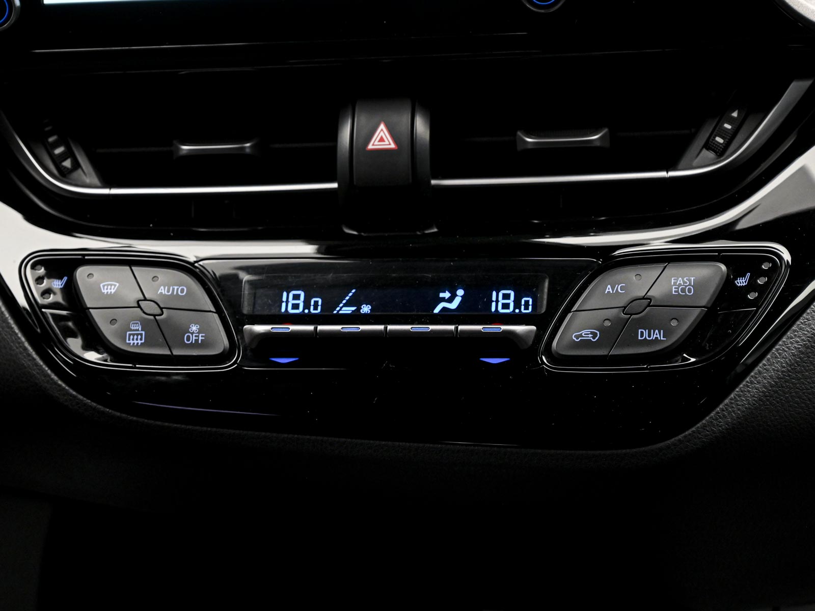 Toyota C-HR 2021 11/14