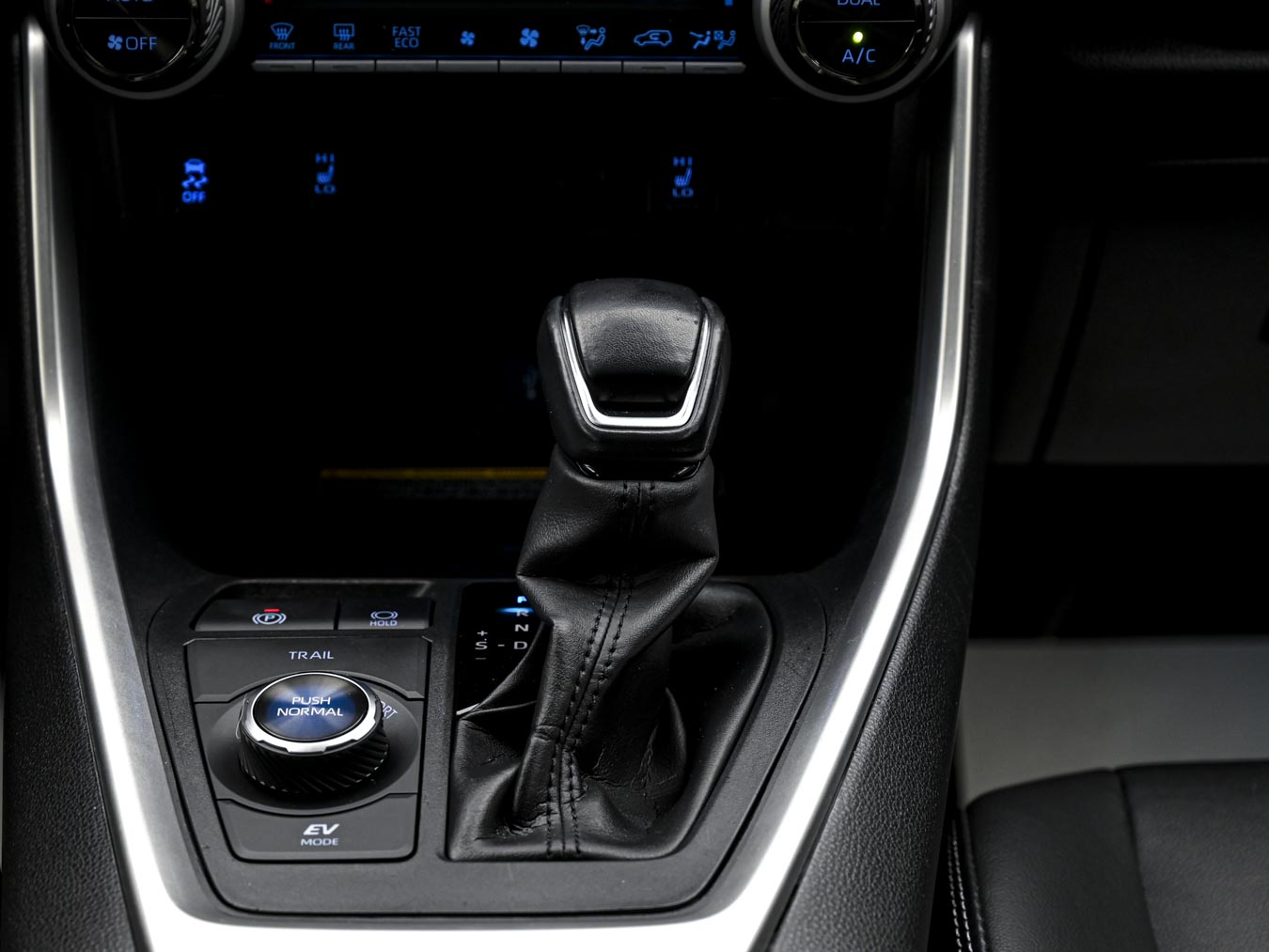 Toyota Rav 4 2021 12/15