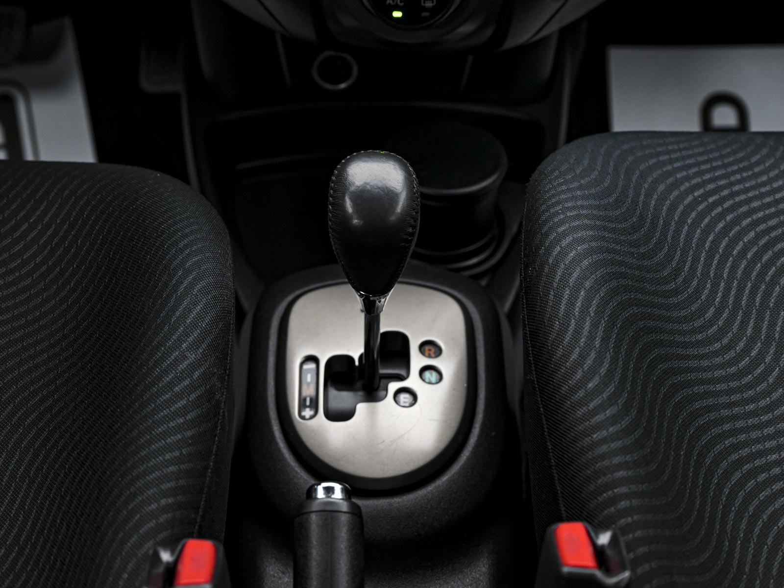 Toyota Yaris 2009 12/14