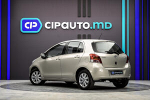 Toyota Yaris 2009 2/14