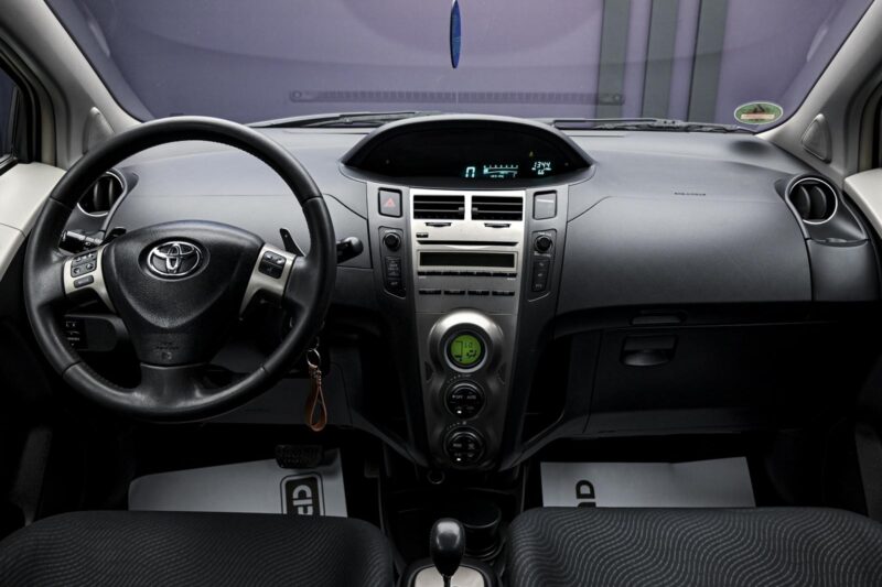 Toyota Yaris 2009 5/14