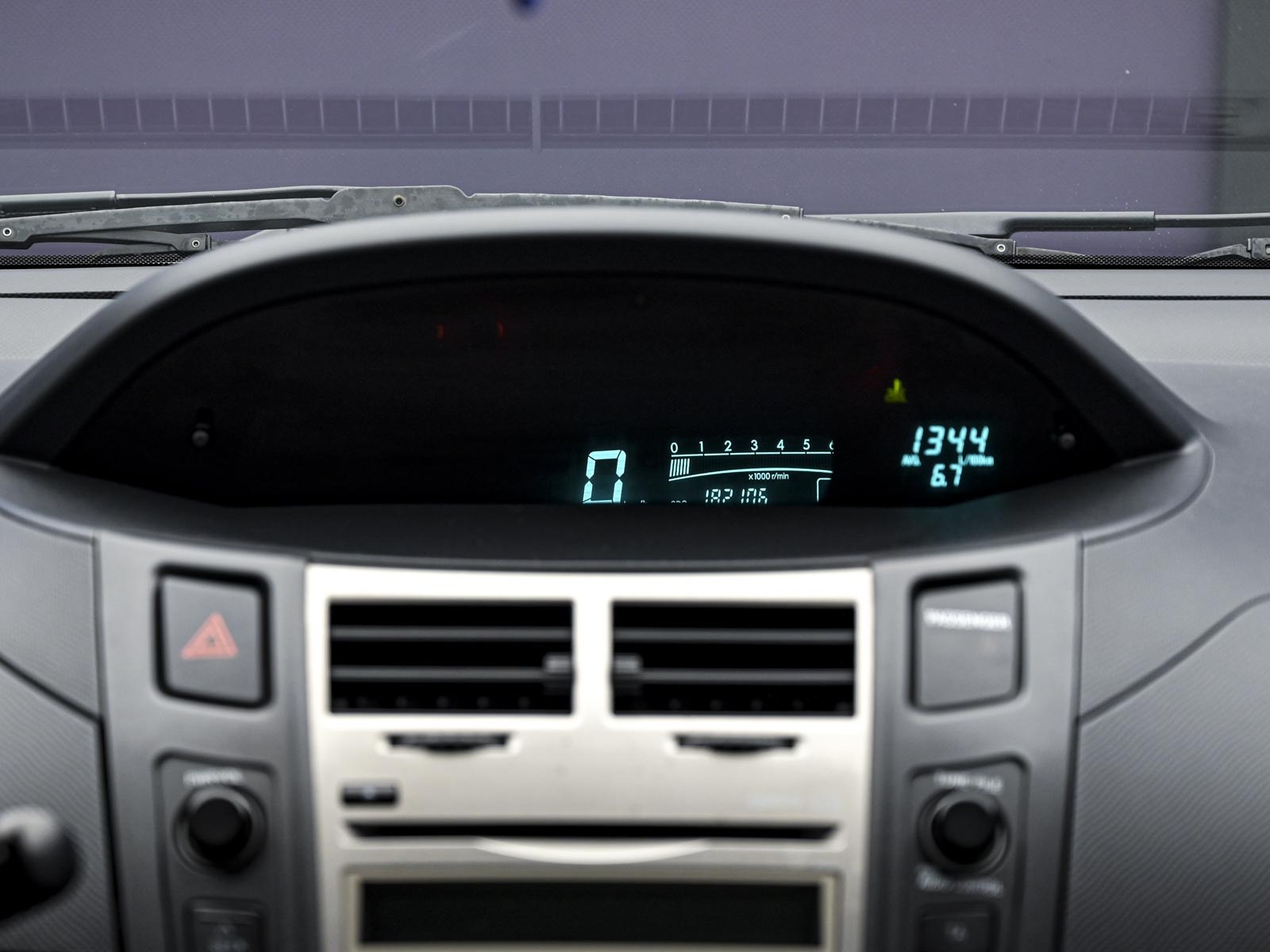 Toyota Yaris 2009 10/14