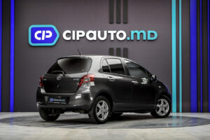 Toyota Yaris 2011 3/12