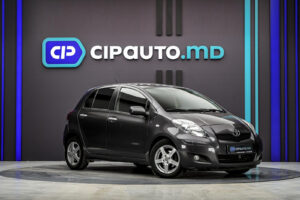 Toyota Yaris 2011 4/12