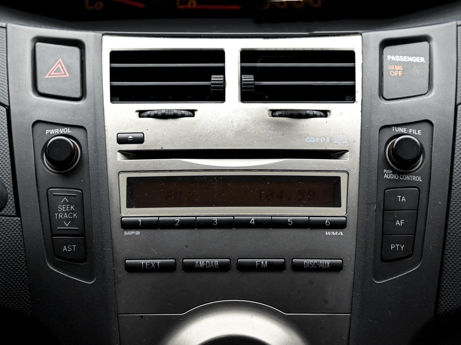 Toyota Yaris 2011 10/12