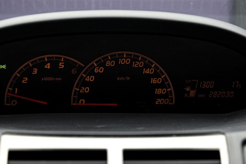 Toyota Yaris 2011 8/12