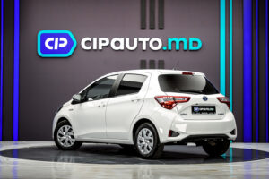 Toyota Yaris 2018 2/12